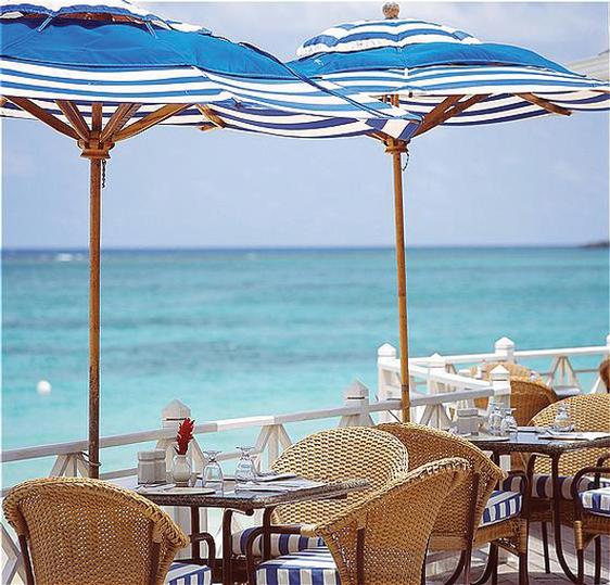 Oceanfront dining