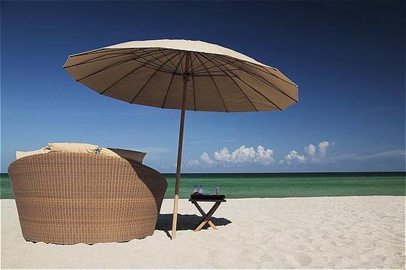 Sandy beach at the Setai