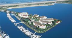 Outdoor pools at Loews Coronado Bay