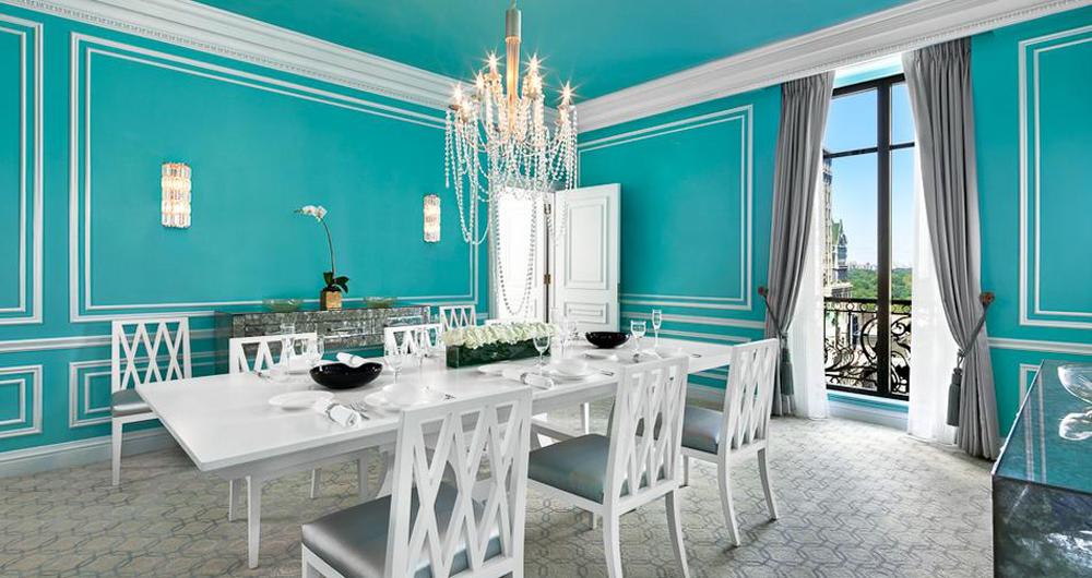 Grand Luxe Guestroom