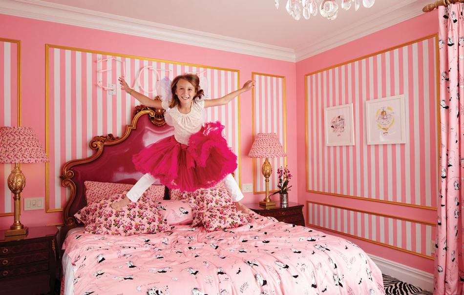 The Eloise Suite bedroom