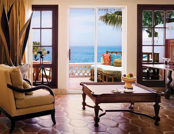 Superior Room Sitting Area