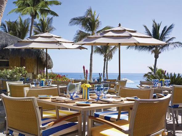 restaurant at the resort in Mexico