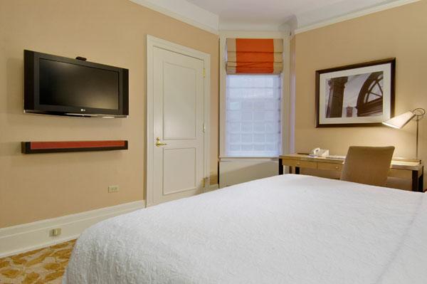Guest room with tv