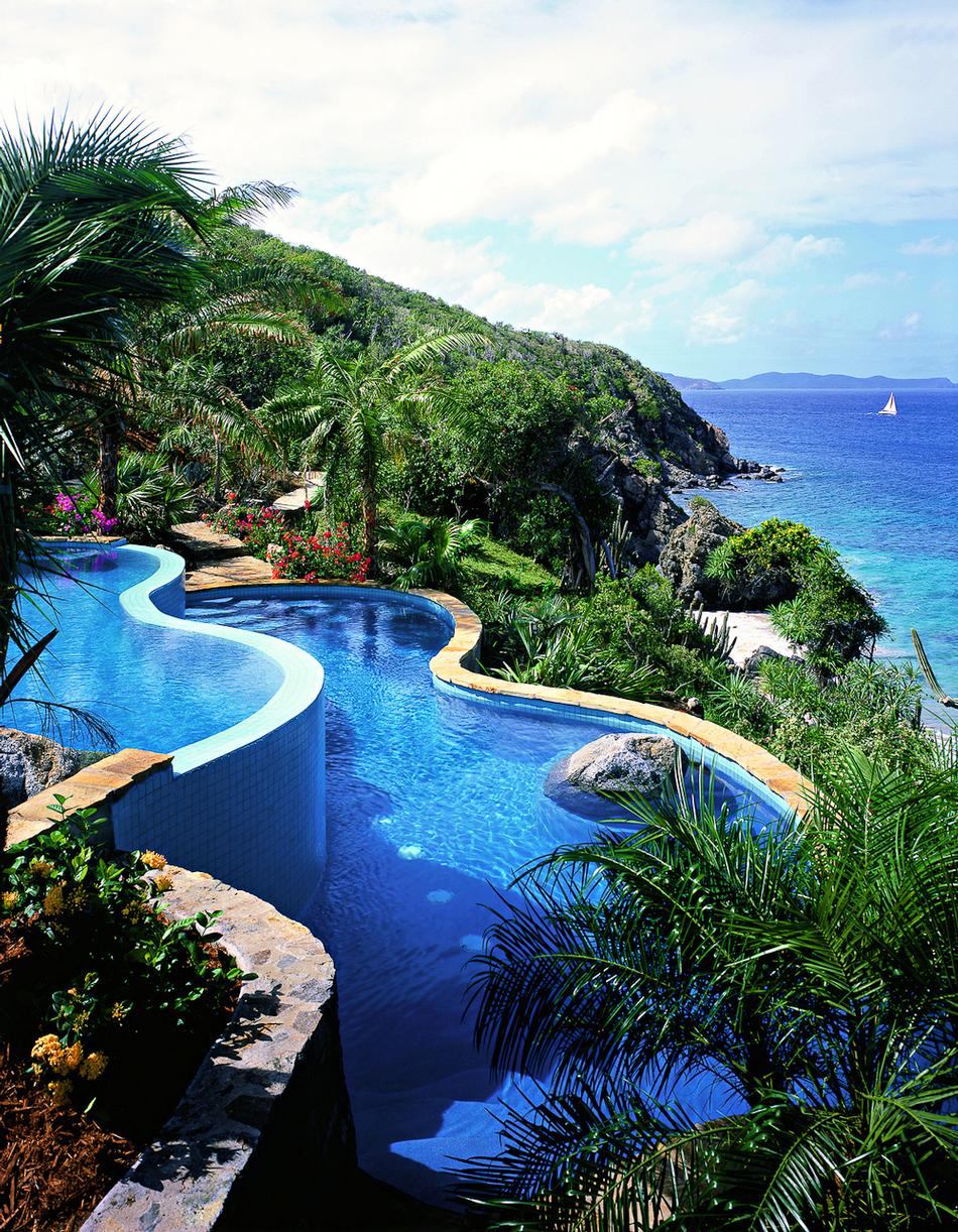Cascading multi level spa pool