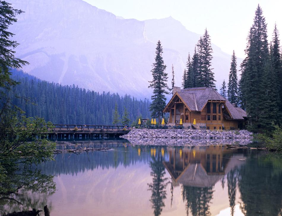 Emerald Lake Lodge